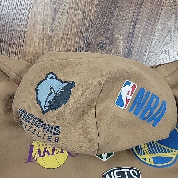 Hollister NBA Hoodie Adult Medium Brown All Over Print Flaws* - Picture 12 of 14